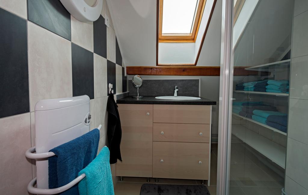 Bed and Breakfast Le Carnival Laval  Экстерьер фото